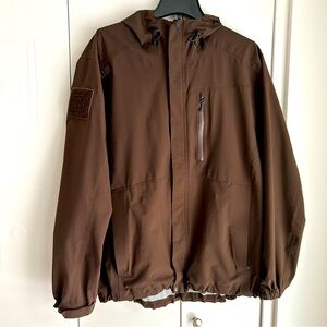 5.11 Tactical Men’s hooded rain jacket shell EUC brown